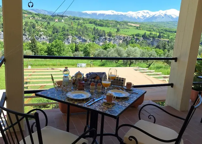 Vista Monti לינה וארוחת בוקר Bolognano